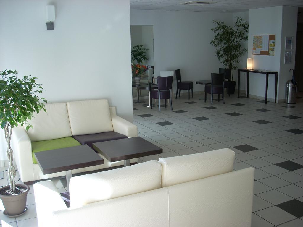 Appart'Hotel - Residence La Closeraie Лурд Экстерьер фото