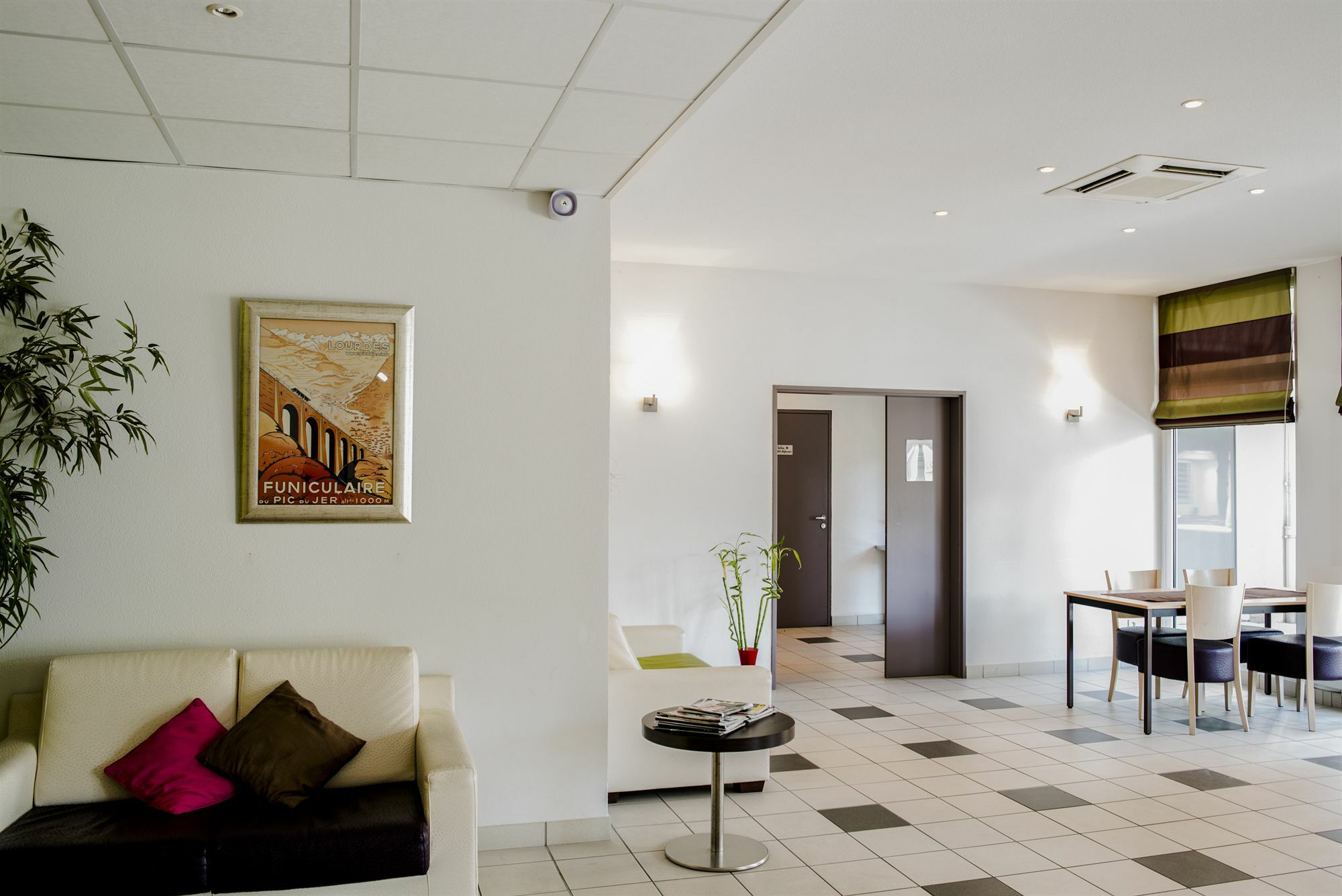 Appart'Hotel - Residence La Closeraie Лурд Экстерьер фото